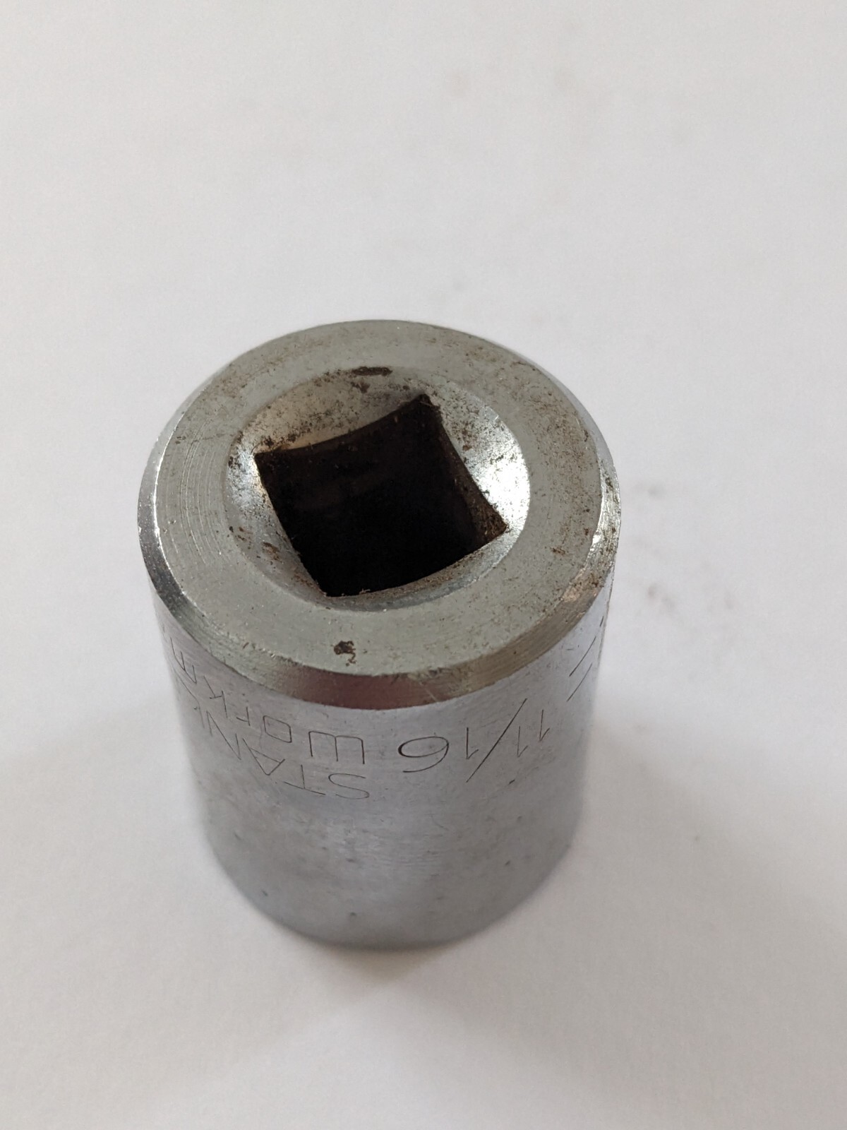 Stanley WorkMaster 86-267, 11/16", 3/8" Drive SAE Hand Socket, 12 Point
