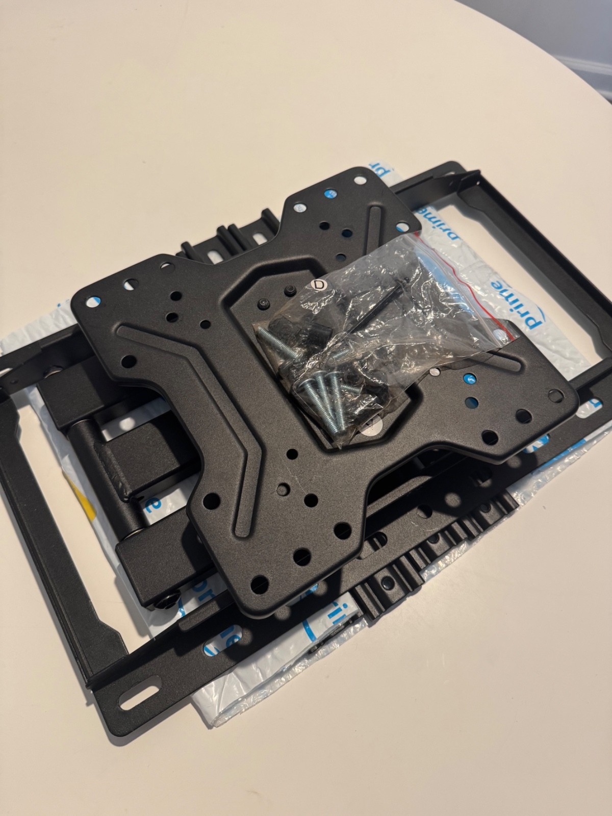 Onn Full Motion TV Wall Mount 47-70" Vesa 100x100 Swivels 90° 80lb Capacity New!