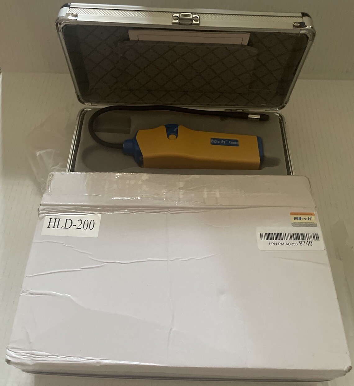 Refrigeration Leak Detector