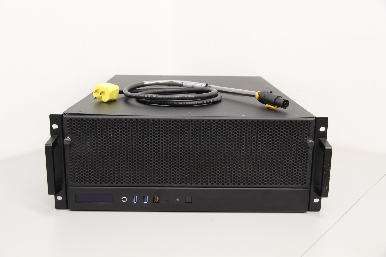 Disguise D3 4x4 Pro Rack Mount Media Server Video Projection Mapping Engine