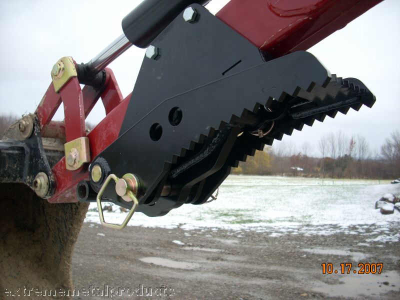 Compact Tractor / Kubota / Farmall / BX23 BX24 / CASE25
