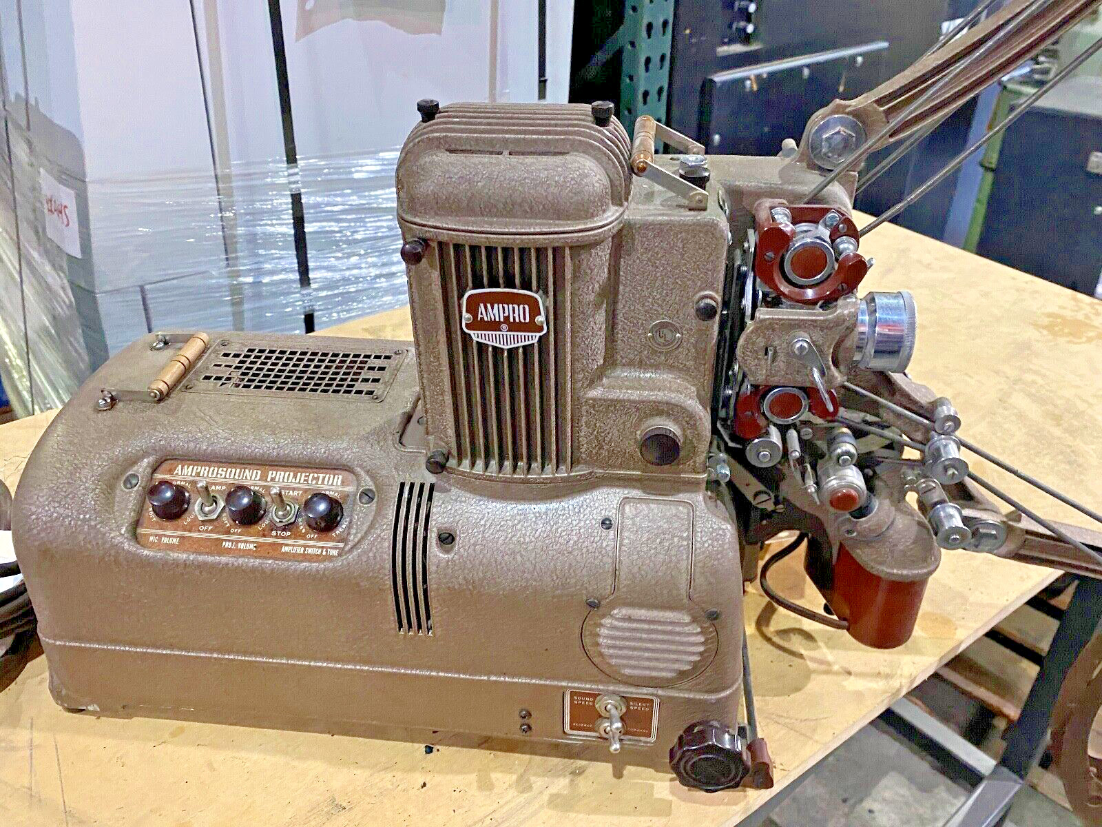 Ampro Premier 40 16mm  Optical Sound Projector very clean rare Bird!