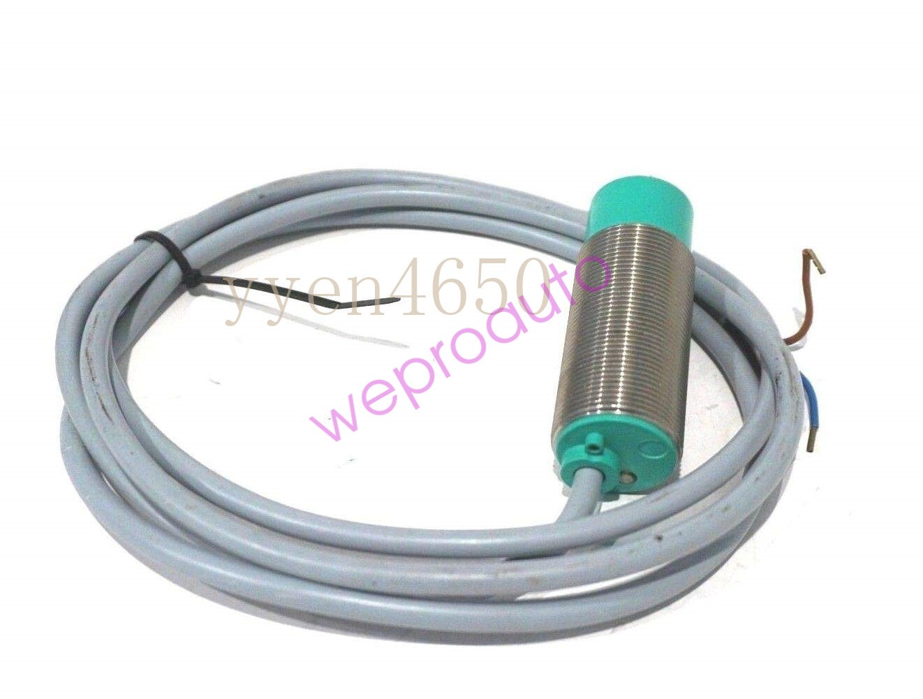 NEW, PEPPERL + FUCHS, CJ 10-30GM-E2, PROXIMITY SWITCH, 00018.