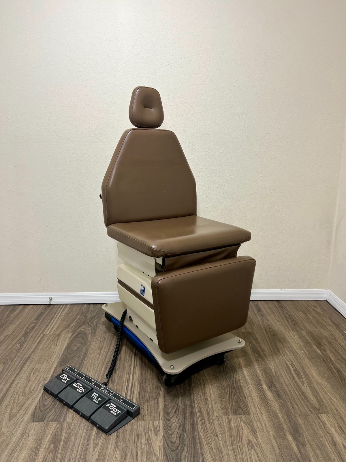 MTI 430 L Power  Procedure Exam Chair In Any Color