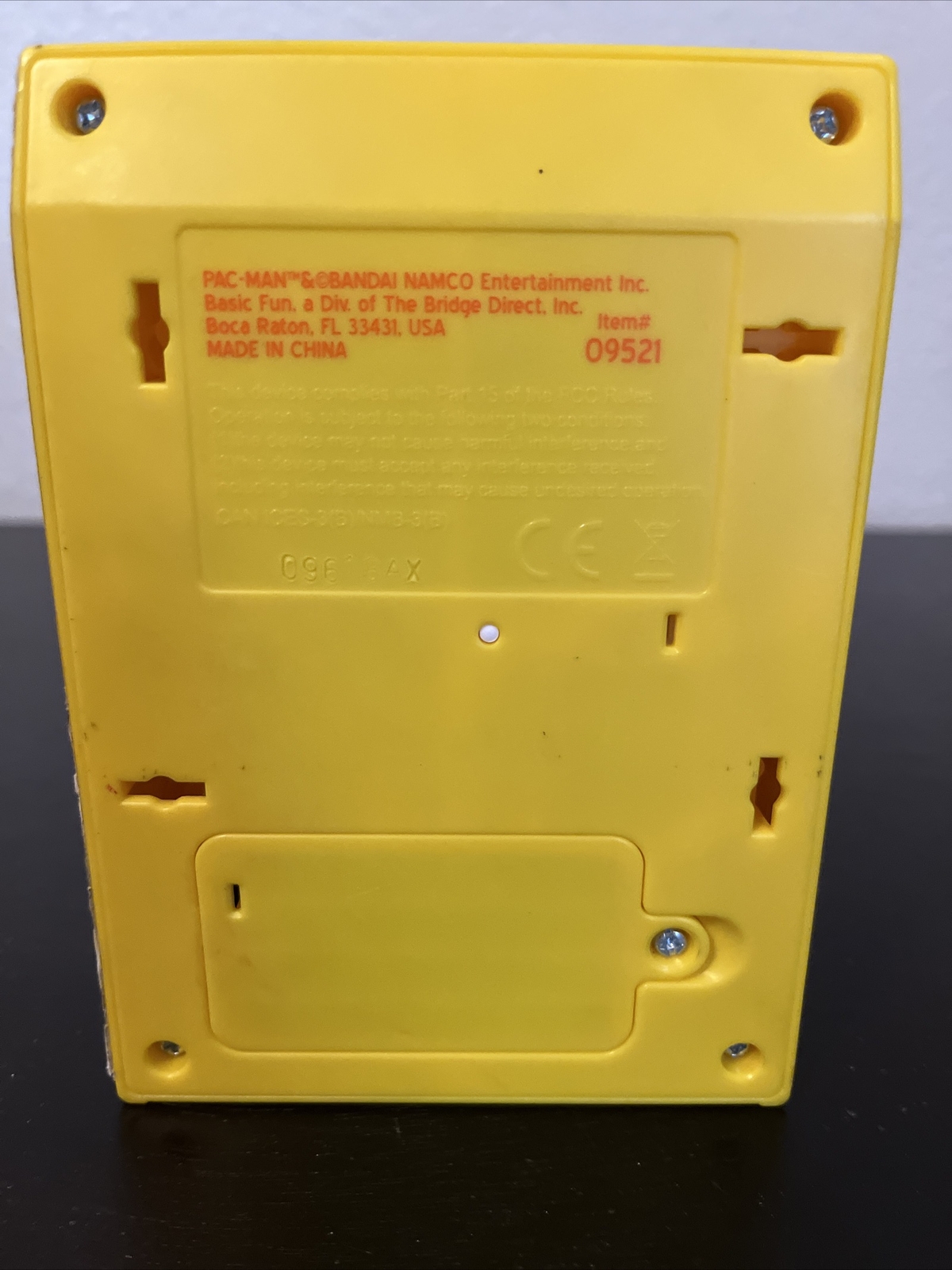 PAC-MAN Mini Arcade Handheld Video Game Bandai Namco. 09521. Tested. Works.