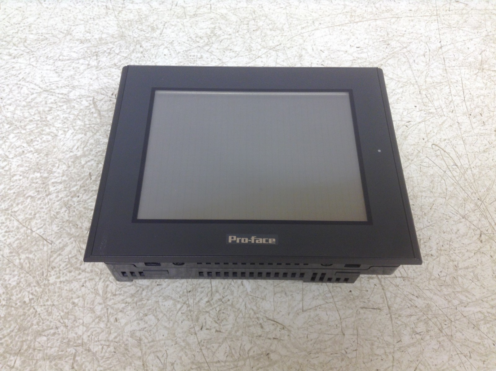 Pro-Face GP2400-TC41-24V 24 VDC HMI Touch Screen Graphic Panel 2880061