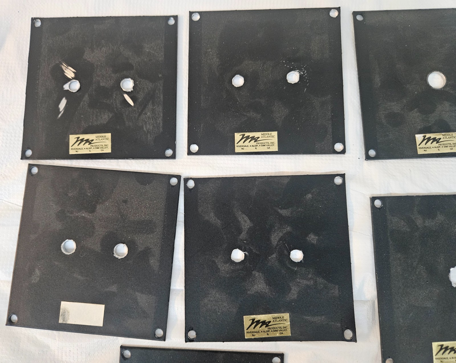 Lot of 9 MIDDLE ATLANTIC 2U Rack Panel 3.5" SPACER Plates