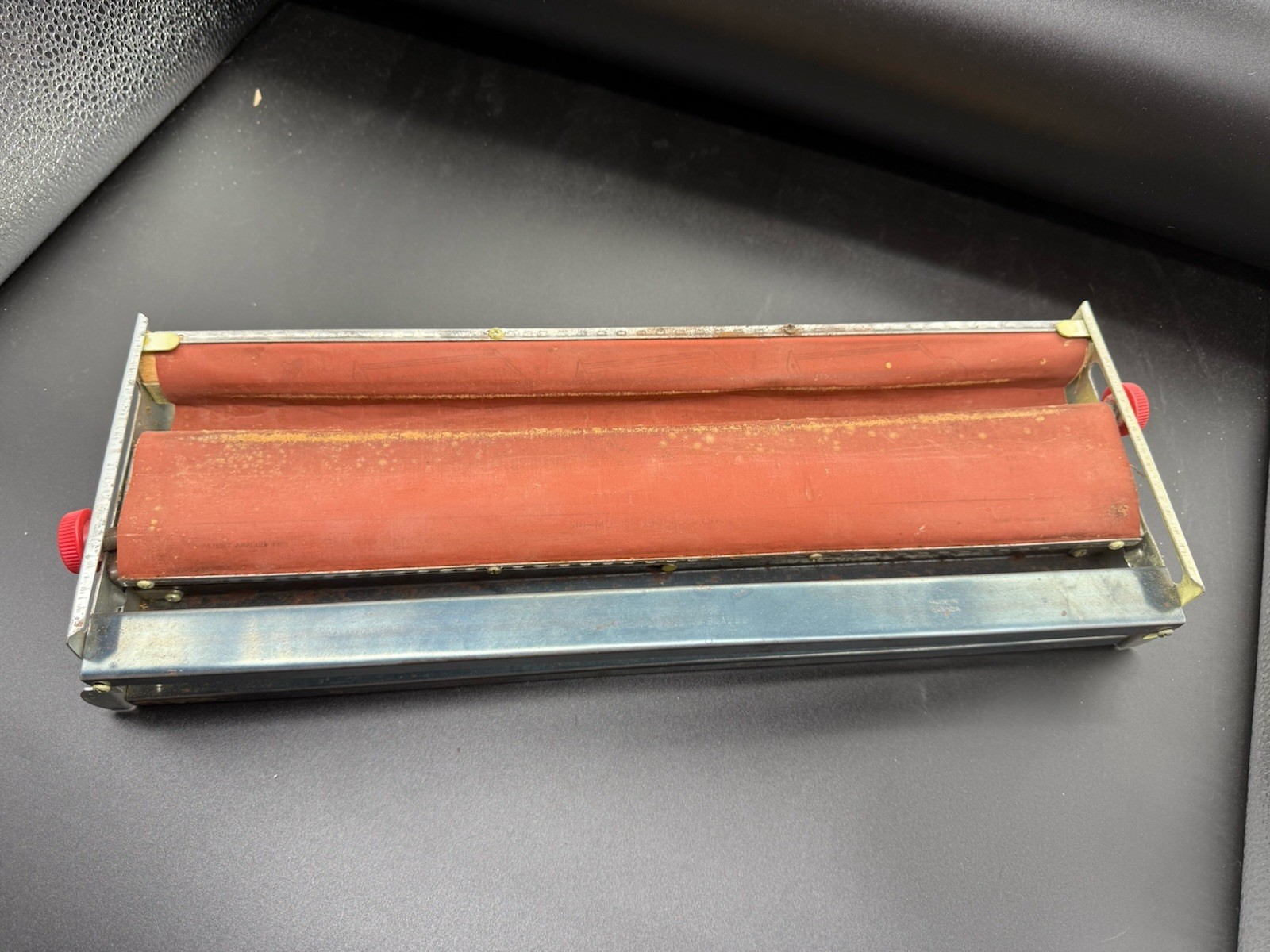 Vintage V-Master Deluxe Cigarette Maker Rolling Machine, Cigarette Papers & Box