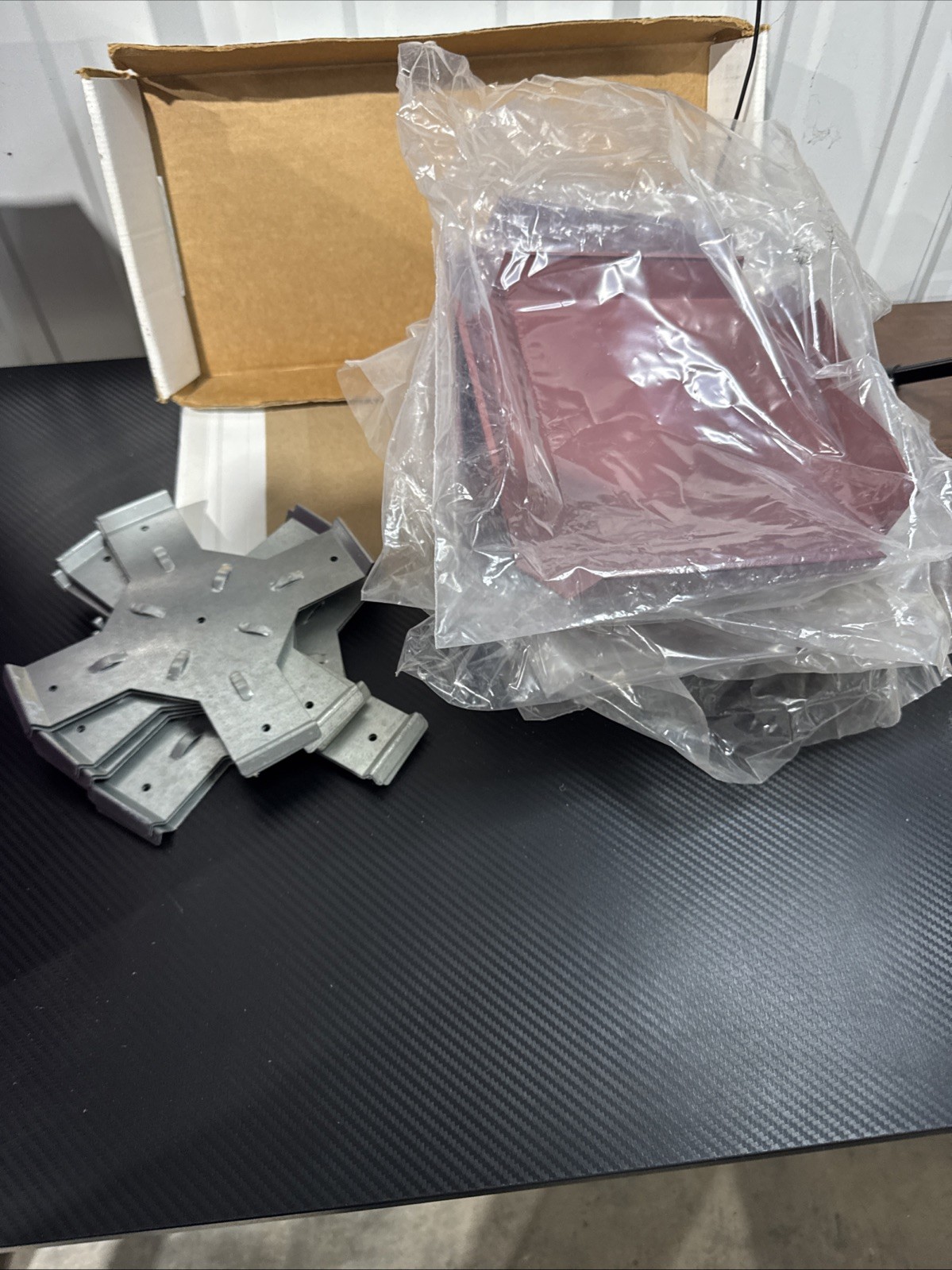 MULTILINK 4 Way Fitting 1 1/4” Brick Red (8 Pieces)
