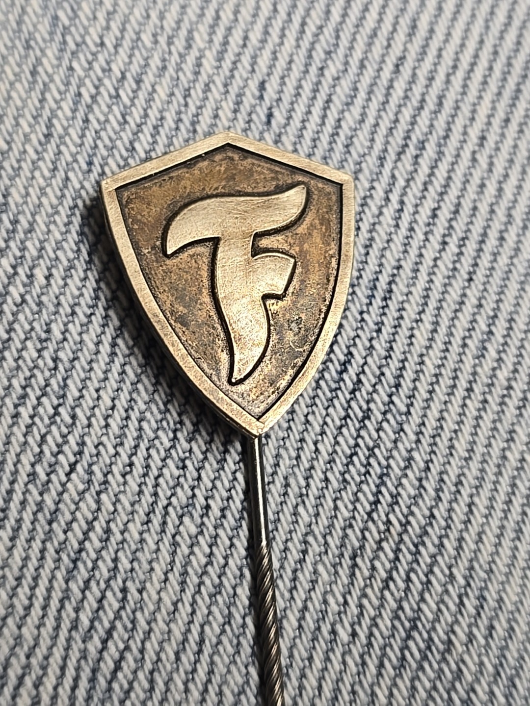 Vintage Firestone Pin (99)