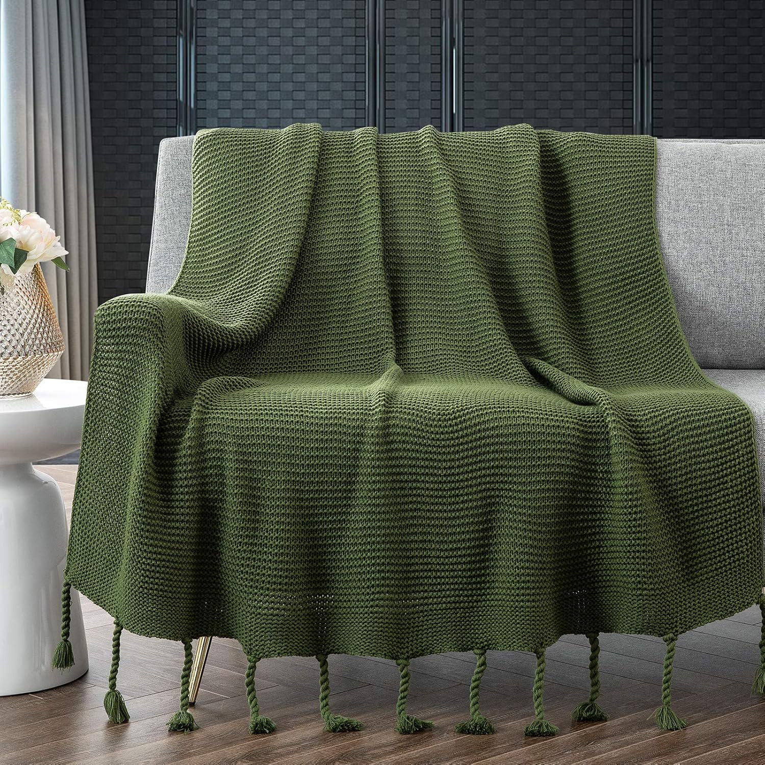 RUDONG M Knitted Throw Blanket with Fringe, Forest Green Knit Throw Blanket for
