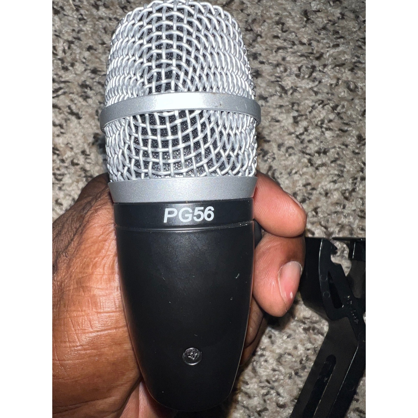 Shure PG56 Dynamic Snare Tom Drum Microphone with Rim Mount Clip Black Silver