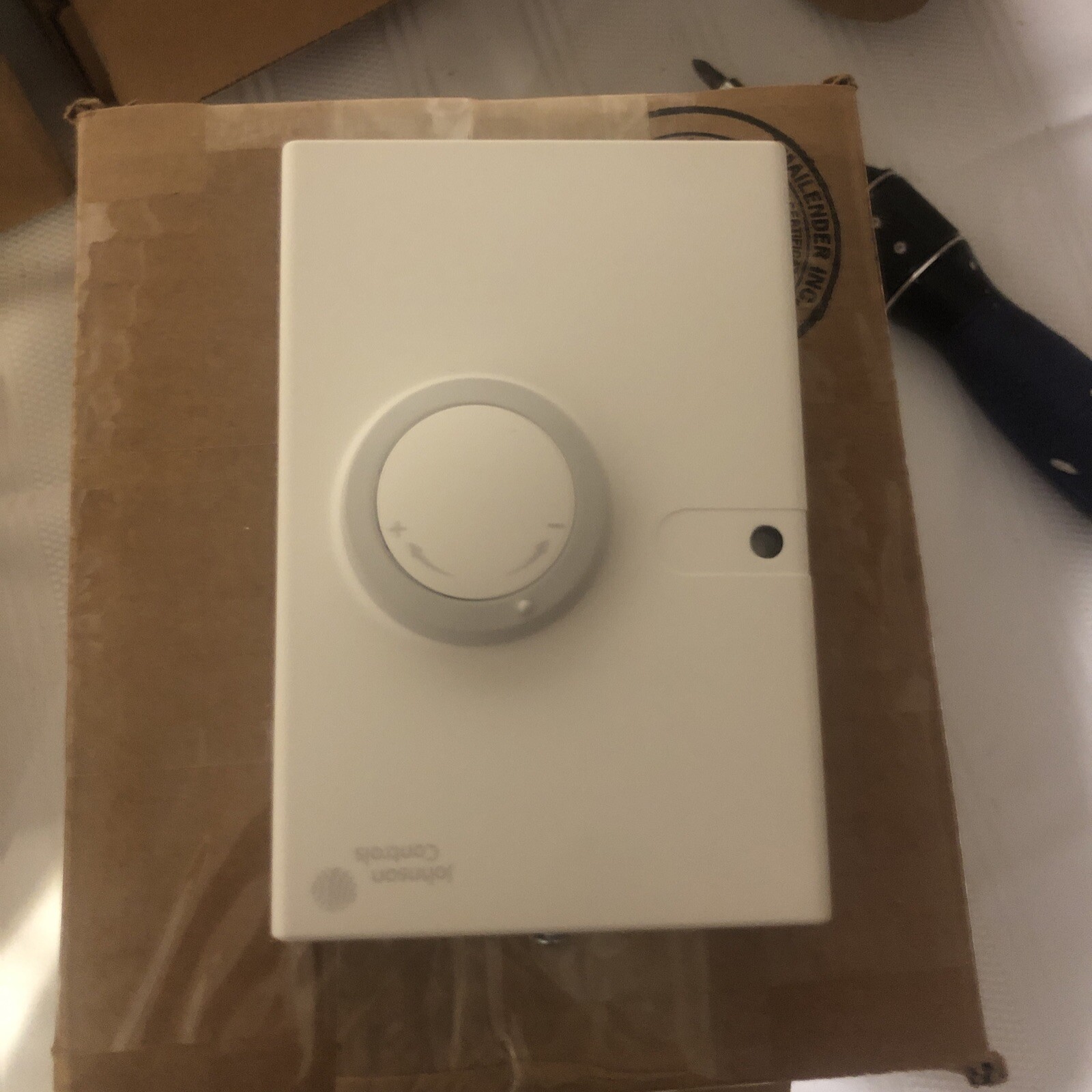 JOHNSON CONTROLS - NS-BTP7002-0