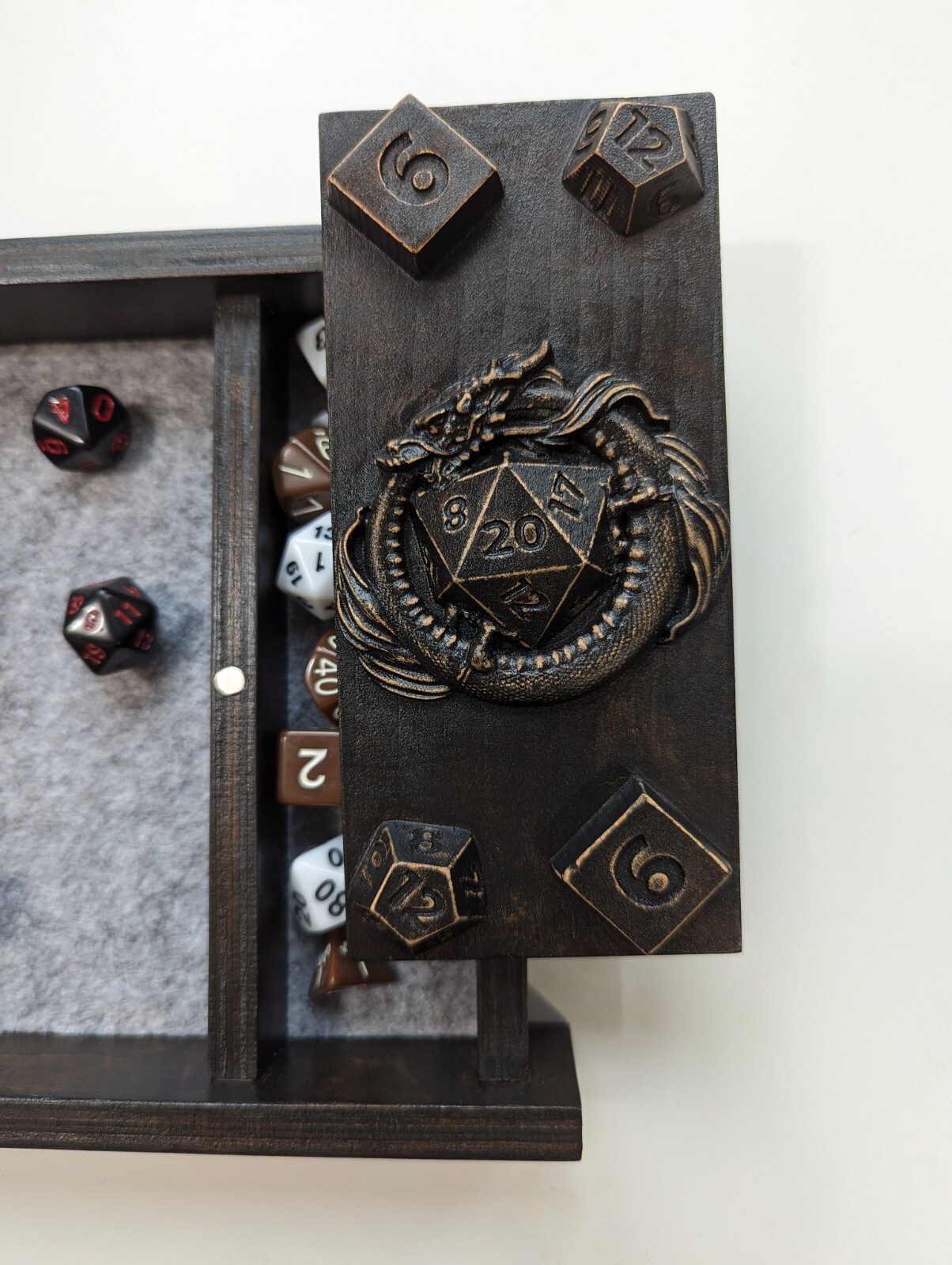 Dice tray Dice holder | Many felt colors | Dice box | Perfect Gift for D&D Fans