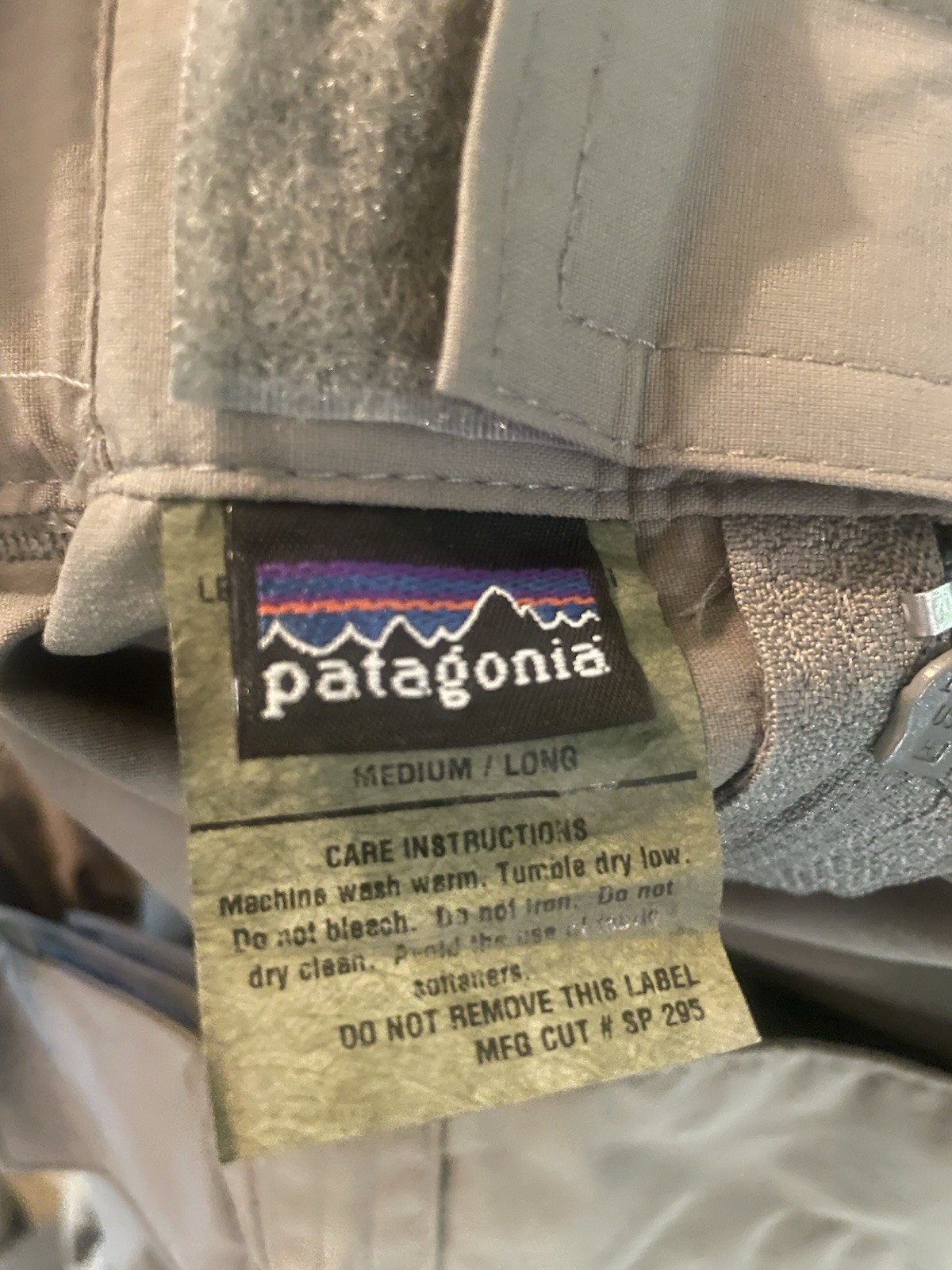 Patagonia Navy SEAL MARSOC Level 5 L5 Softshell Pant Stretch Medium Long  NICE