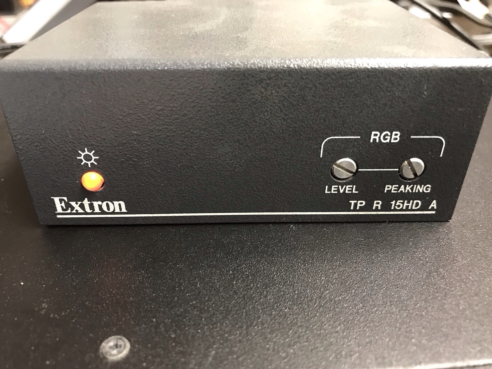 EXTRON TP R 15HD A TWISTED PAIR RECEIVER RGBHV 60-450-01 & ADAPTER FREE SHIP