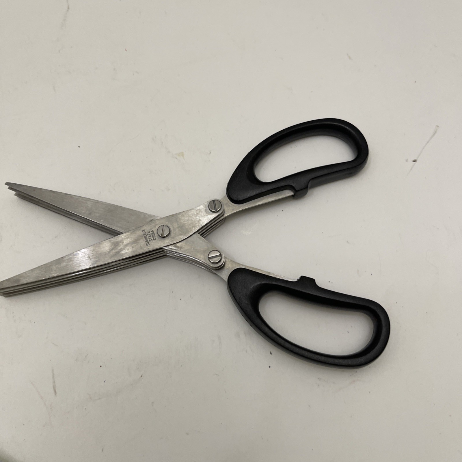 5 Blade Herb Scissors Shredder Black Handles 7.5”