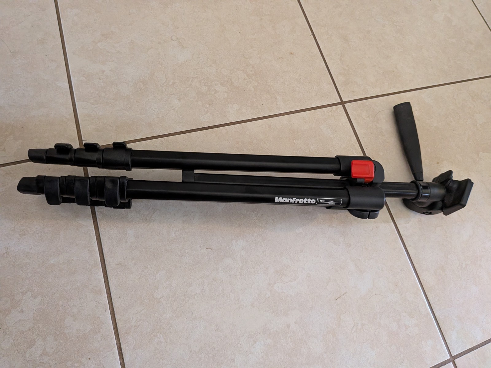 Manfrotto 718 718B Digi Tripod Camcorder Holder Black