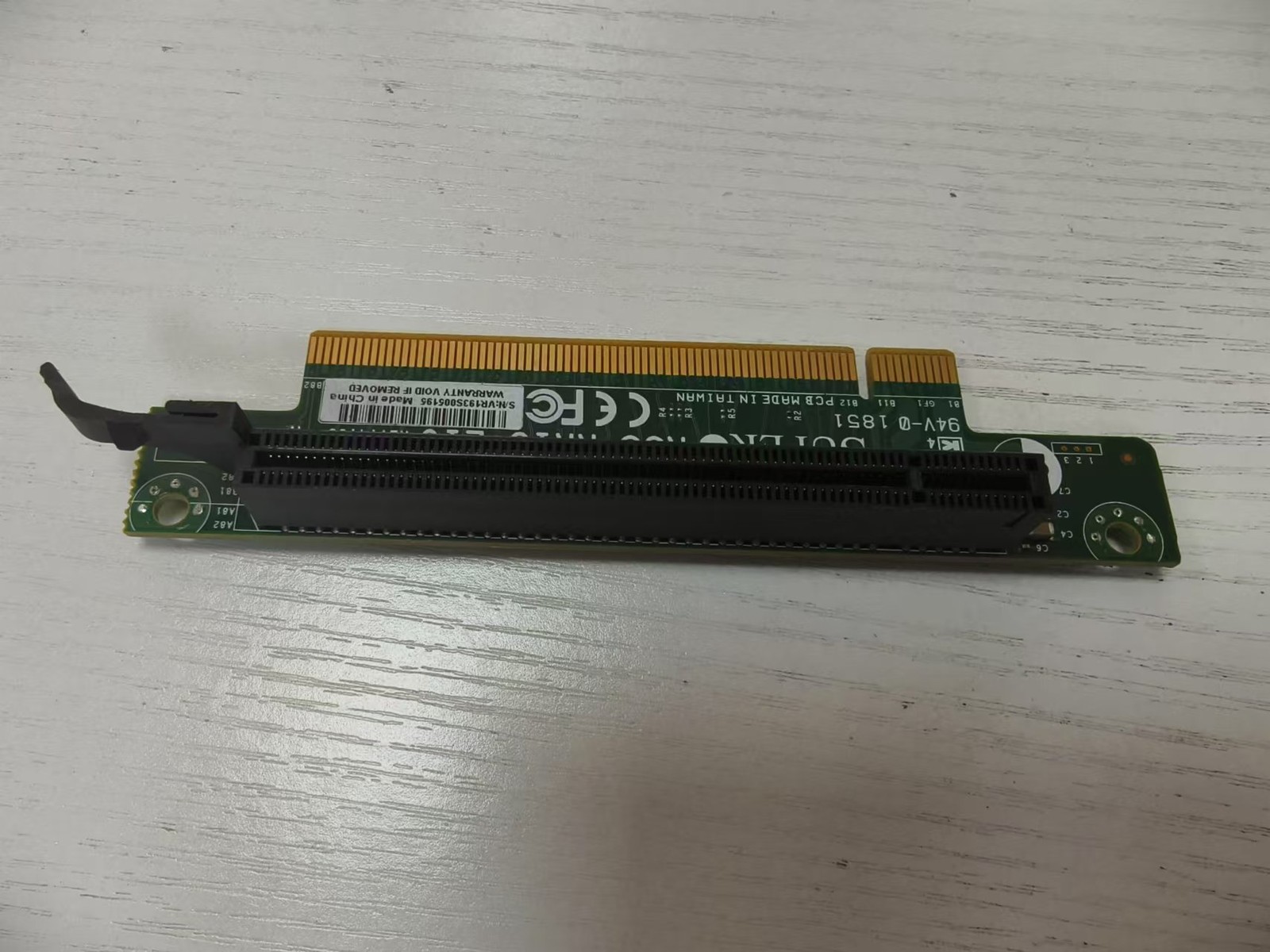 RSC-RR1U-E16 SUPERMICRO 1U PCI-E X 16 RISER CARD