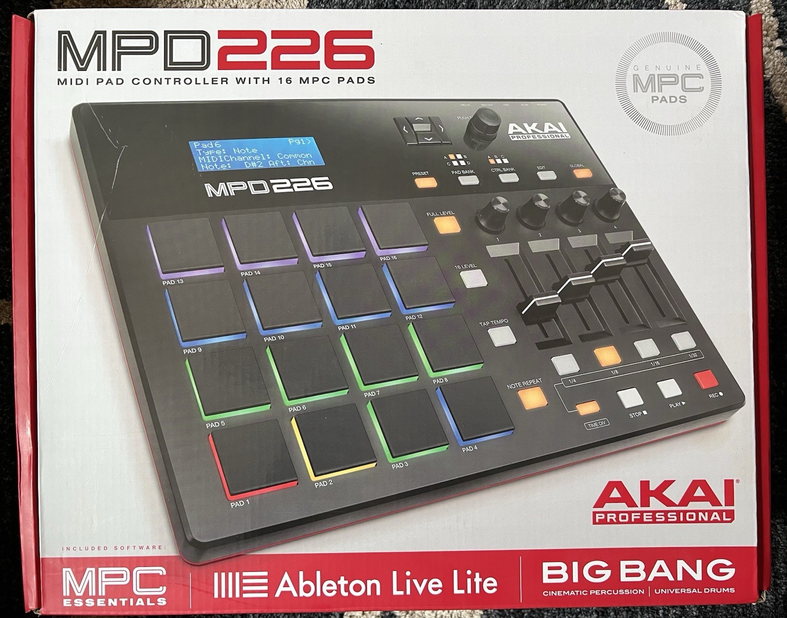 AKAI PROFESSIONAL MPD 226 MMINI PAD MIDI CONTROLLER GREAT CONDITION IN BOX!!!