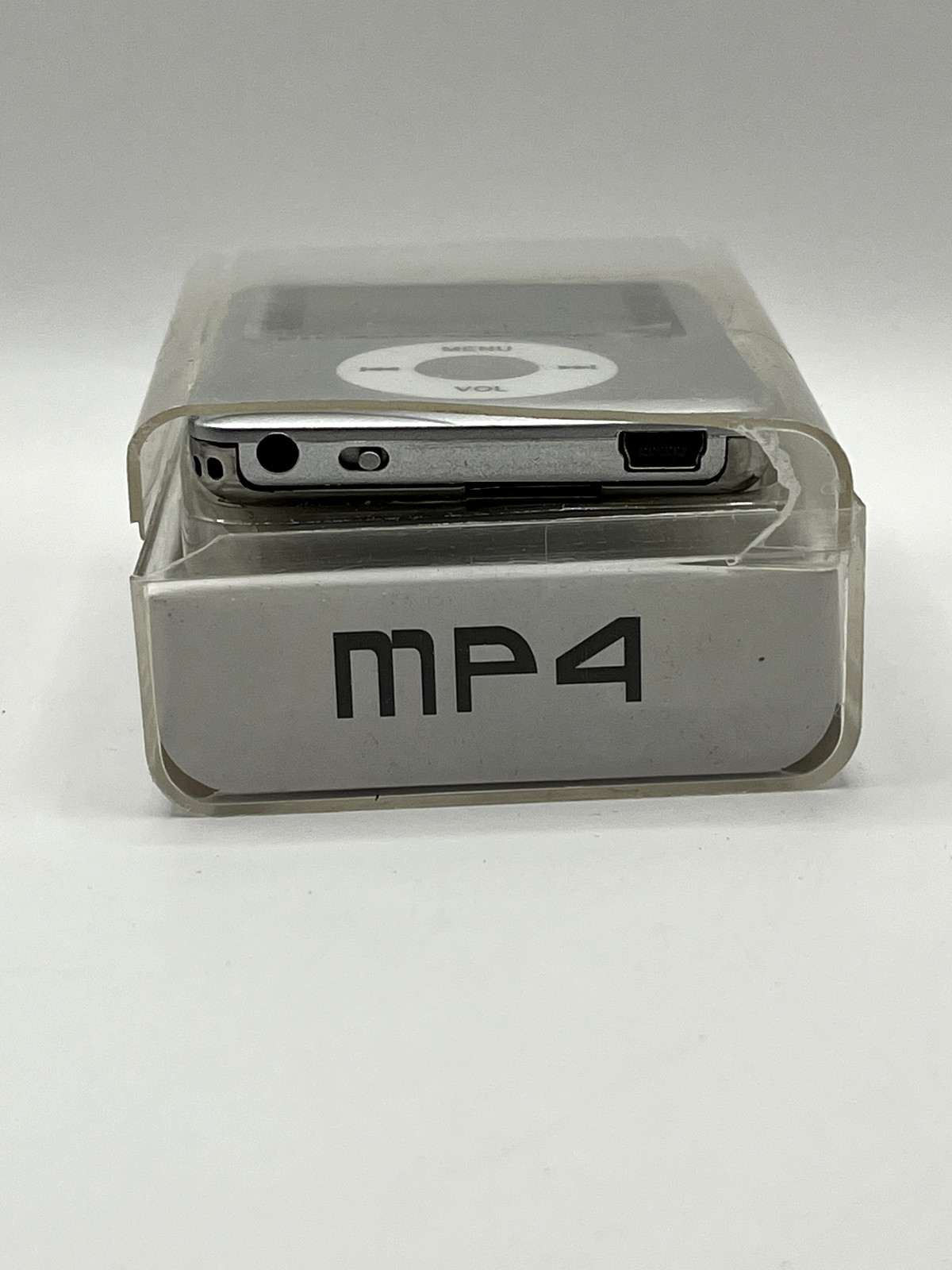 MP4 Multimedia Player Voice Recorder Photo Browser E-Book Reader USB Flash Disk