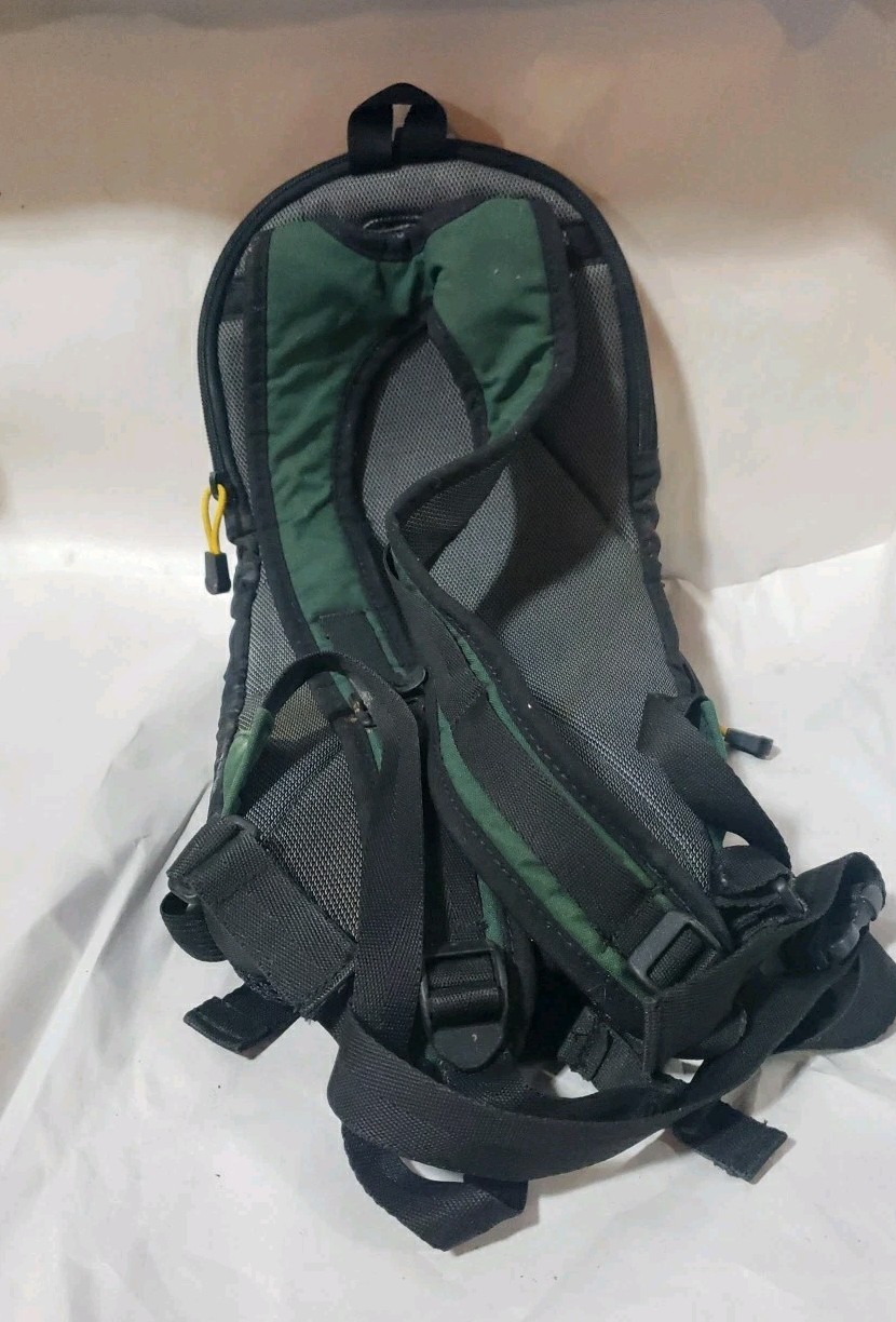 CAMELBAK MULE Hiking Backpack Daypack Pre-owned No Bladder Hydration