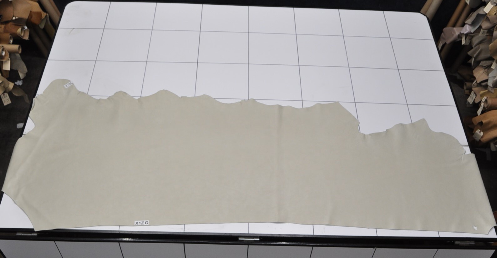 23 sf. Bone Cream Leather Hide Upholstery Furniture Cow Skin x1zg