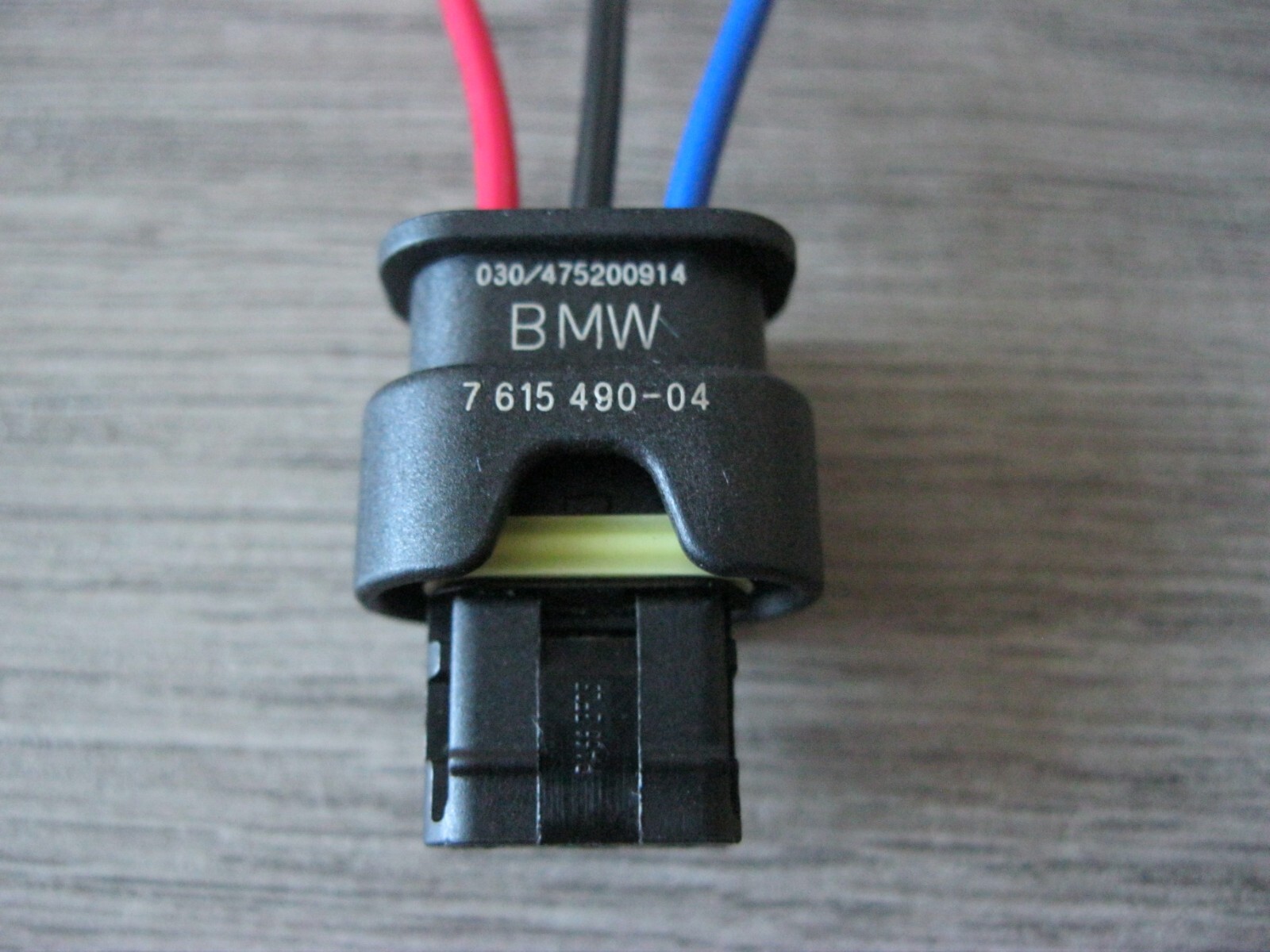 For BMW Parking Distance Control Sensor Wiring Connector Pigtail Plug 7615490-04