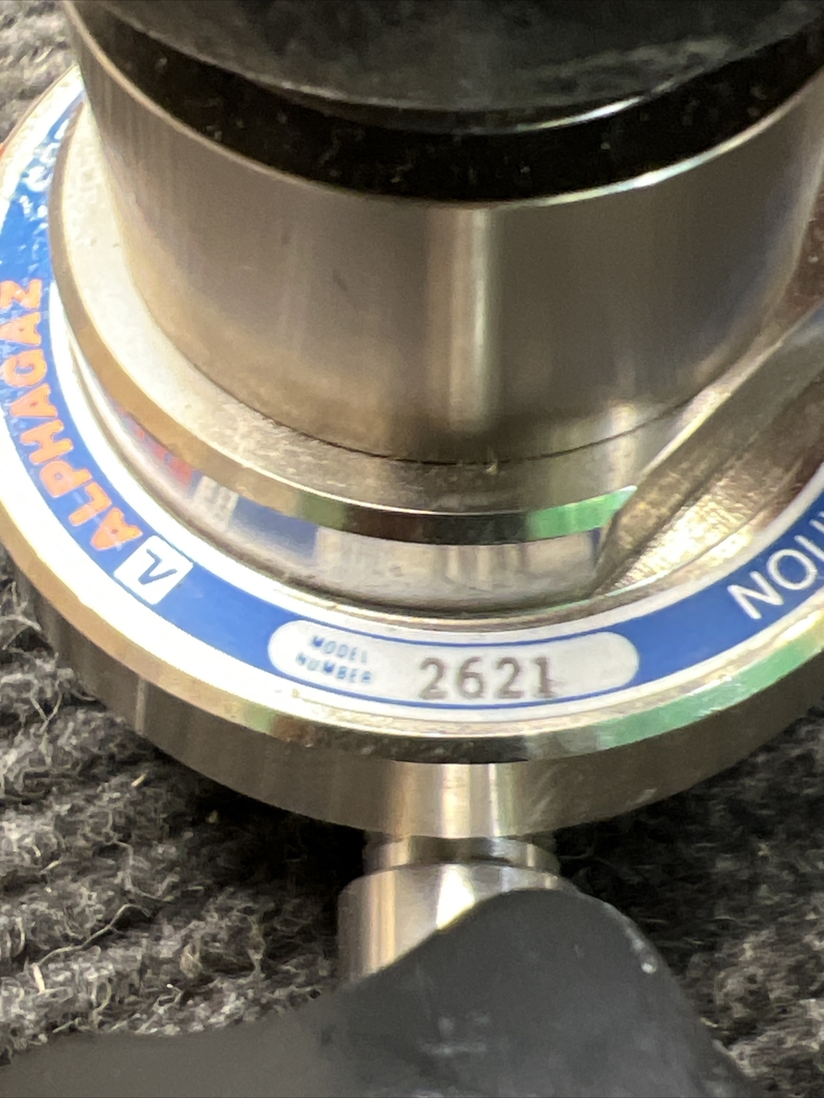 Used Alphagaz 2621 Compressed Gas Regulator