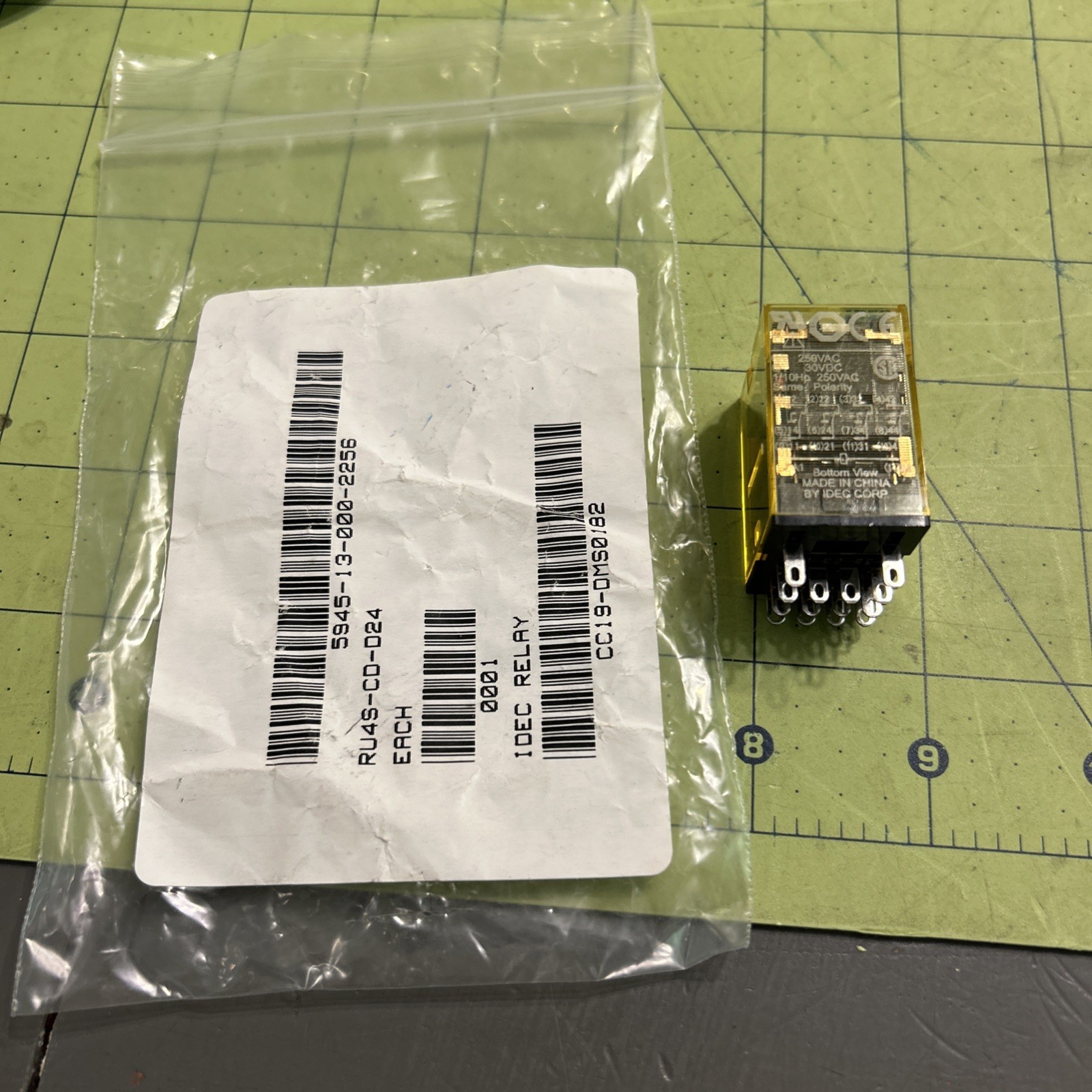 RU4S-CD-D24 RELAY NEW OPEN BOX