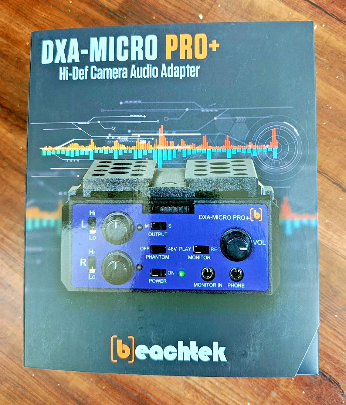 BeachTek DXA-Micro-PRO+ Active Audio Adapter for DSLRs and Camcorders￼￼￼