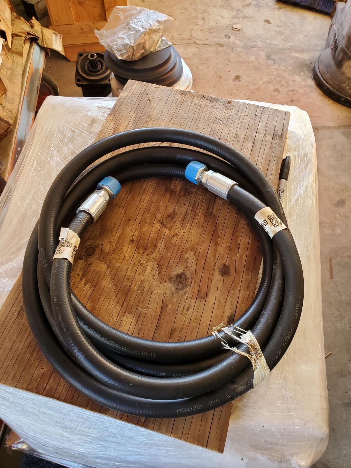 JLG GENUINE REPLACEMENT PARTS HOSE ASM  ,PART # 84719455