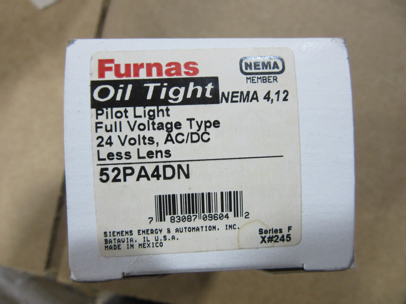 Furnas 52PA4DN Pilot Light 24V AC/DC NEW!!! in Box Free Shipping