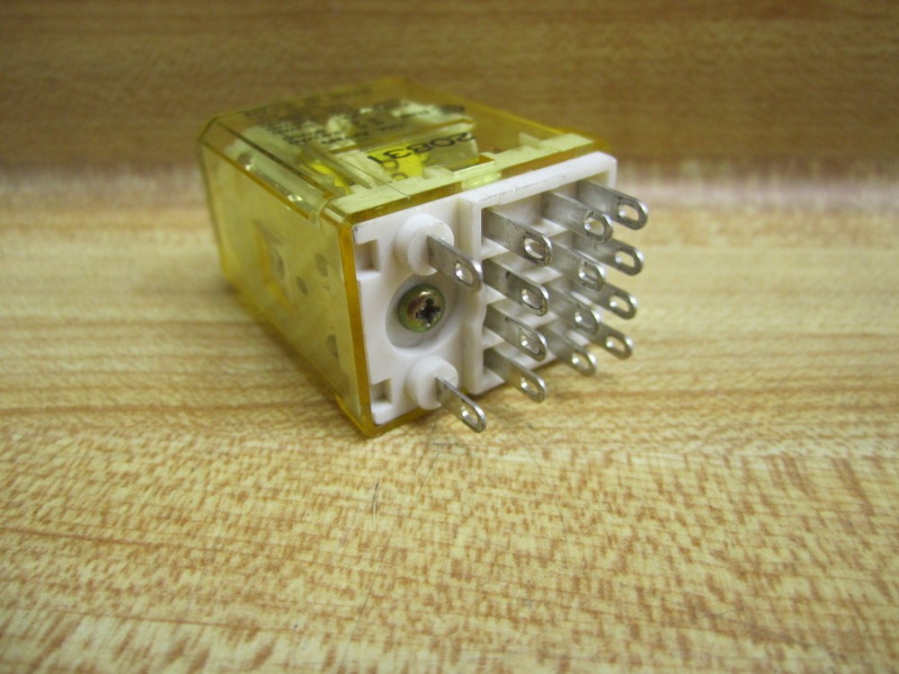 IDEC RY4S-UL-DC24V Relay RY4S-UL-24V DC 24VDC