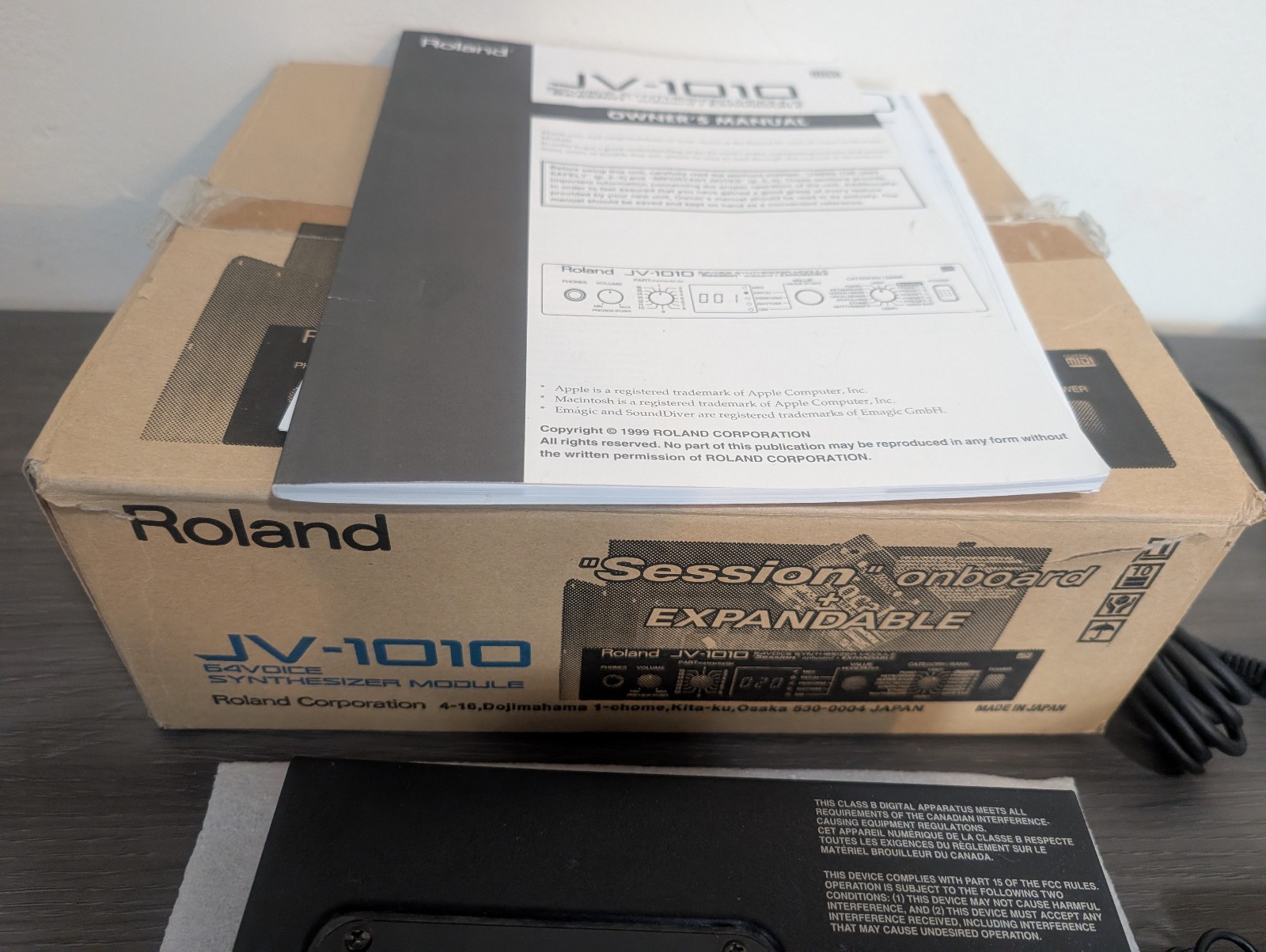 Roland JV-1010 64 Half-rack sound source module Voice Synthesizer Module