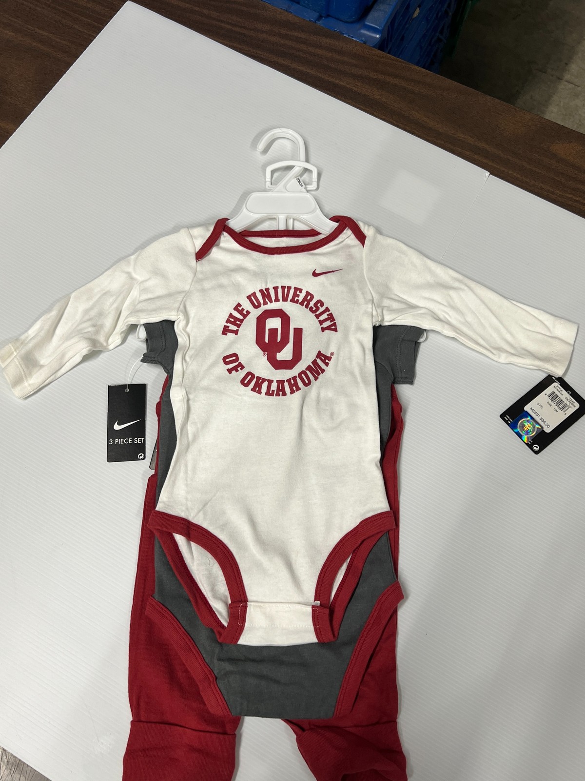 Nike Oklahoma Sooners 3 Pc Infant Bodysuit Pants Set 12M NCAA Red Gray White