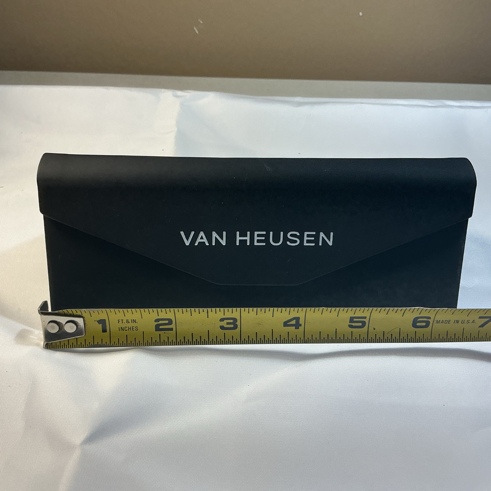 Van Heusen Eyeglass Snap Case Dark Brown