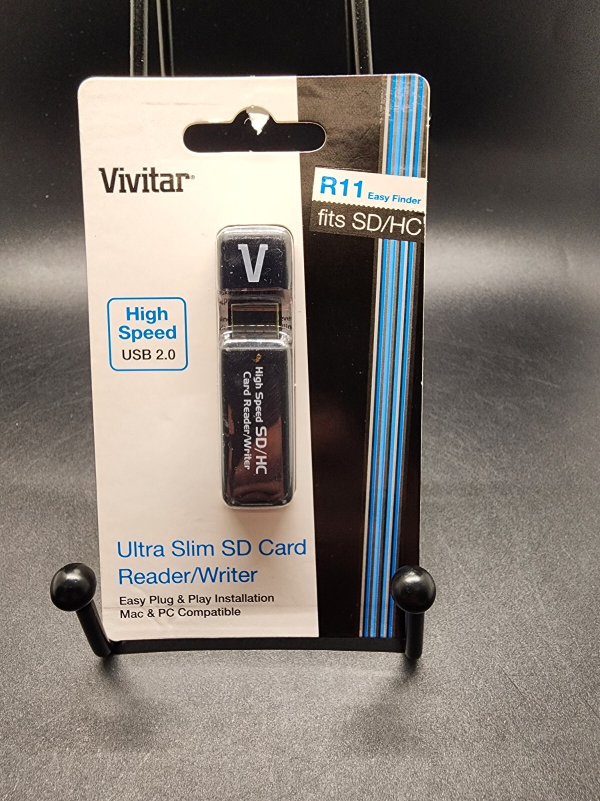 Vivitar Hi-Speed CR-35 SD USB 2.0 Card Reader Compatible with SD, SDHC, MMC & Mi