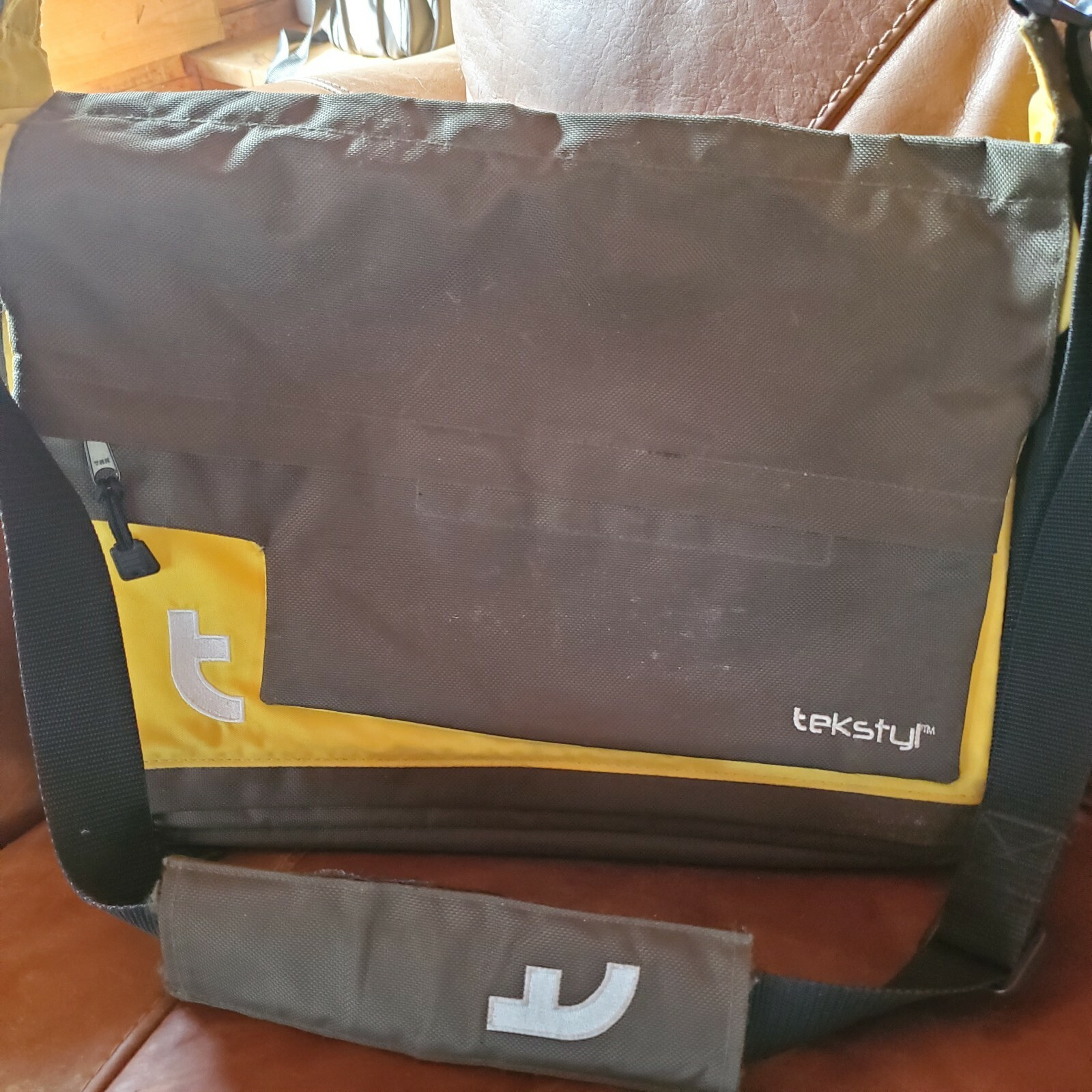 Tekstyl Laptop Carry Case Heavy Duty Solid!