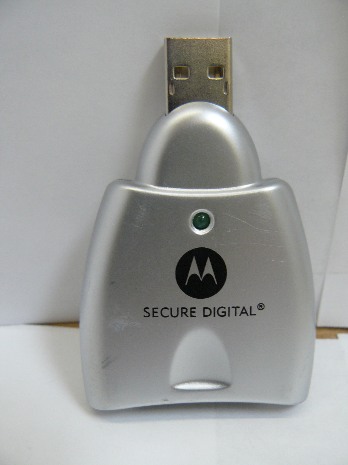 USB SD Card Reader Supports up to 2GB Memory Card