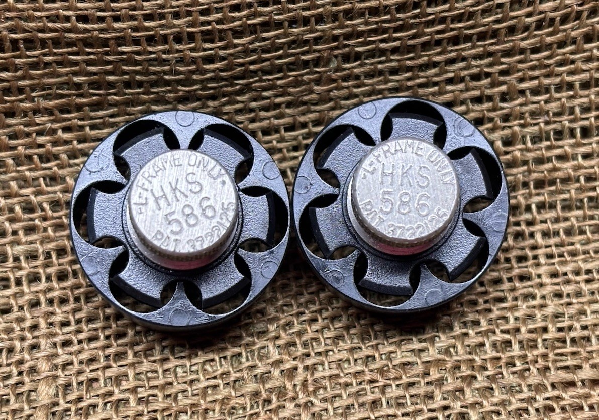 2x HKS 586 38/357 Speed Loaders / 97E