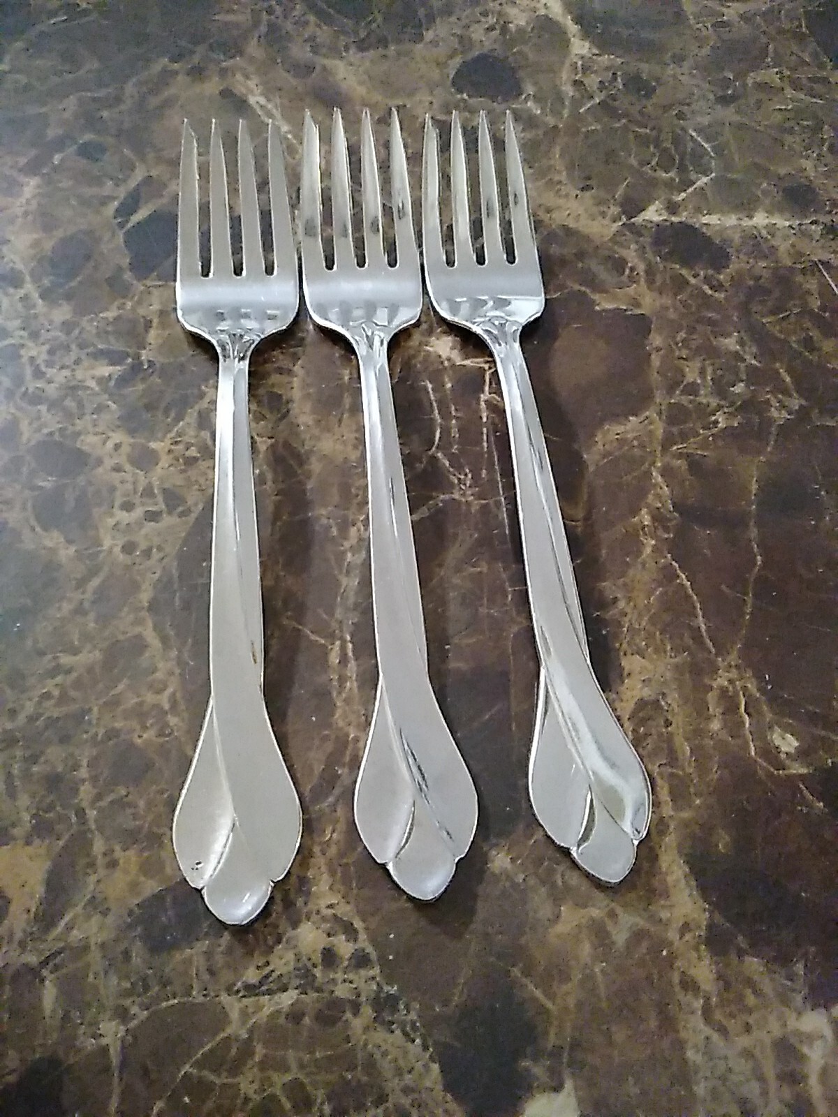 Oneida Tribeca 3 Salad Forks Glossy Stainless