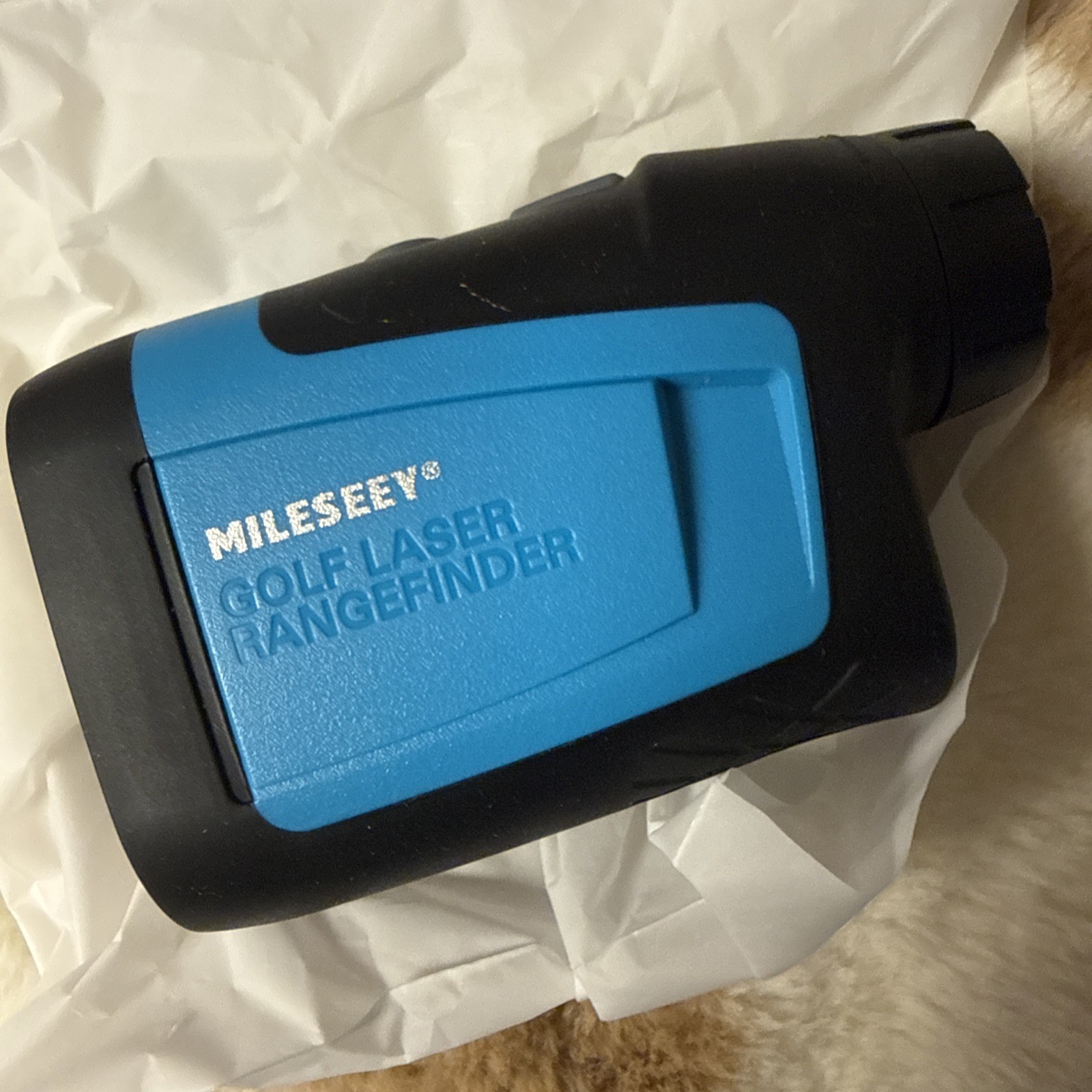 Mileseey Professional 660Yards Golf Range Finder with Slope Compensation