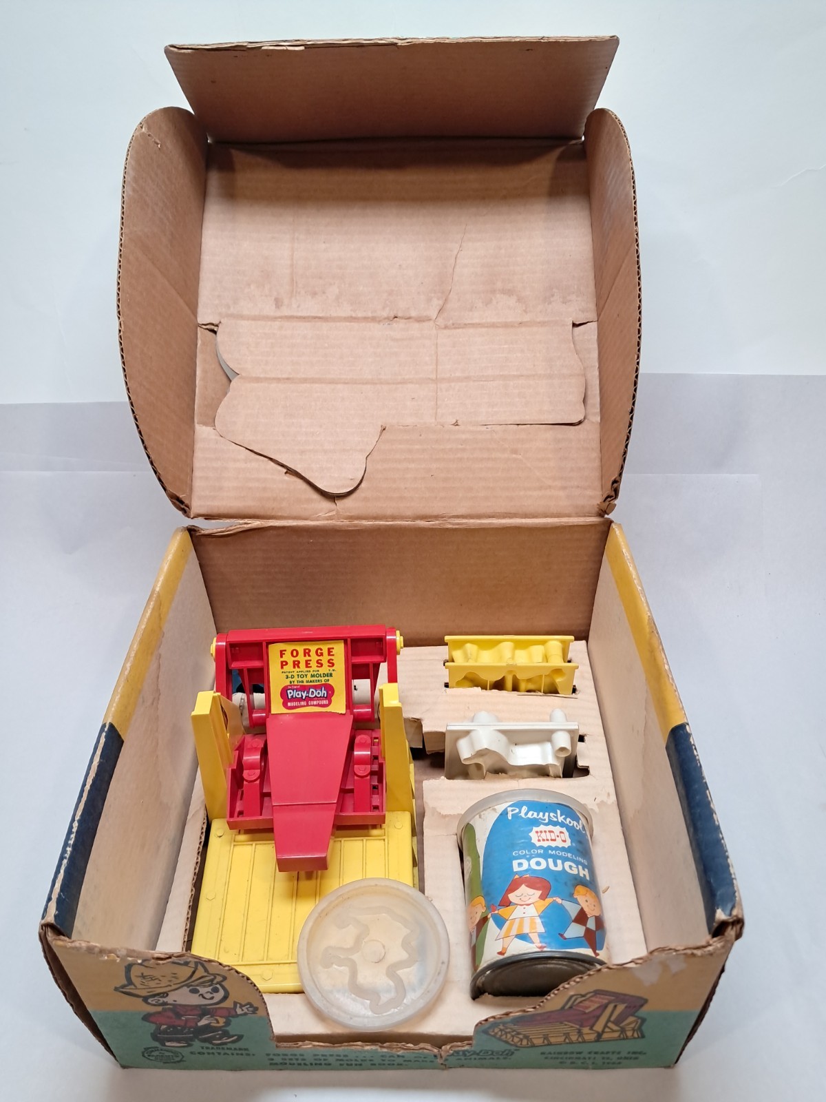 Vtg 1962 Play-Doh Forge Press Toy w. Farm Animal Molds Rainbow Crafts Inc.