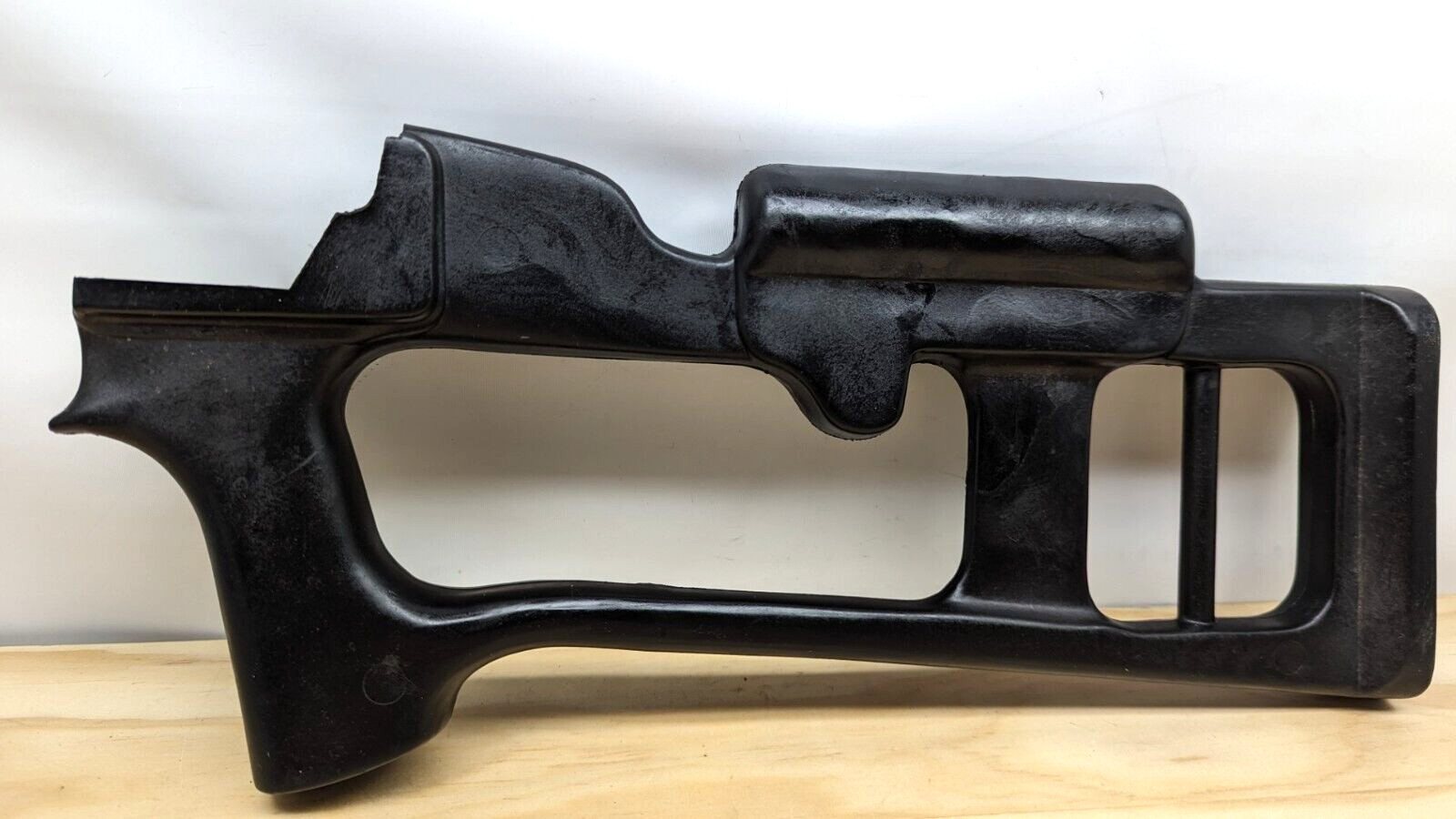 Crossbow butt stock black composite and Bear X quiver
