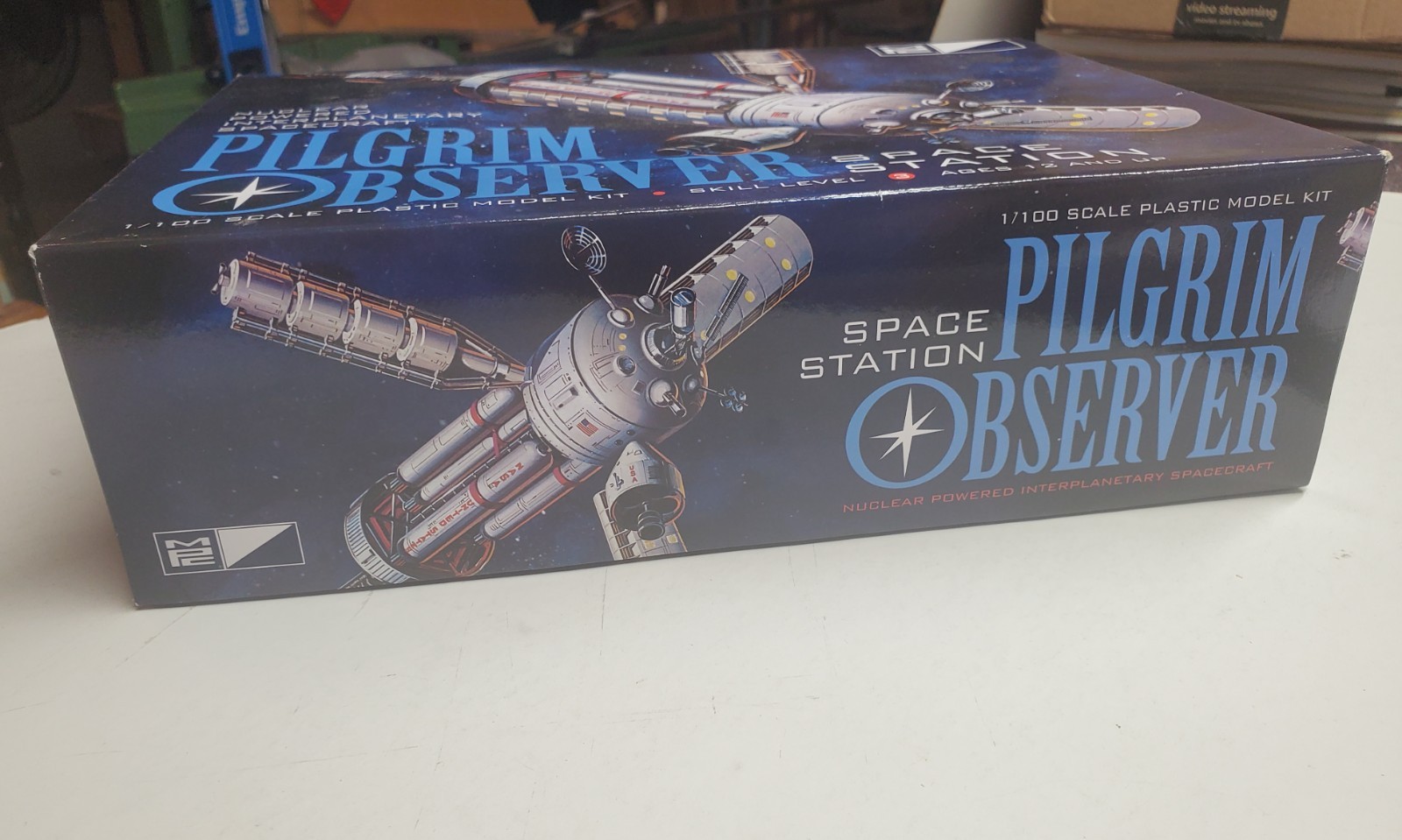 MPC Pilgrim Observer Space Station 1/100 Scale Model Kit MPC713
