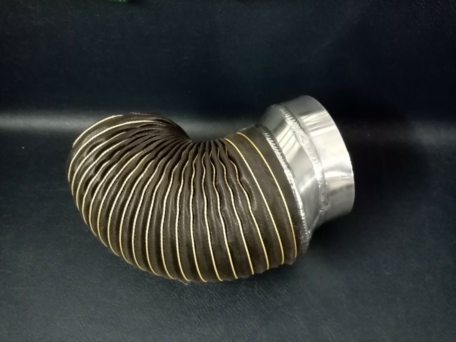 Aston Martin Classic DBS 6cyl weber & S.U. Airbox offset intake & 4" trunking