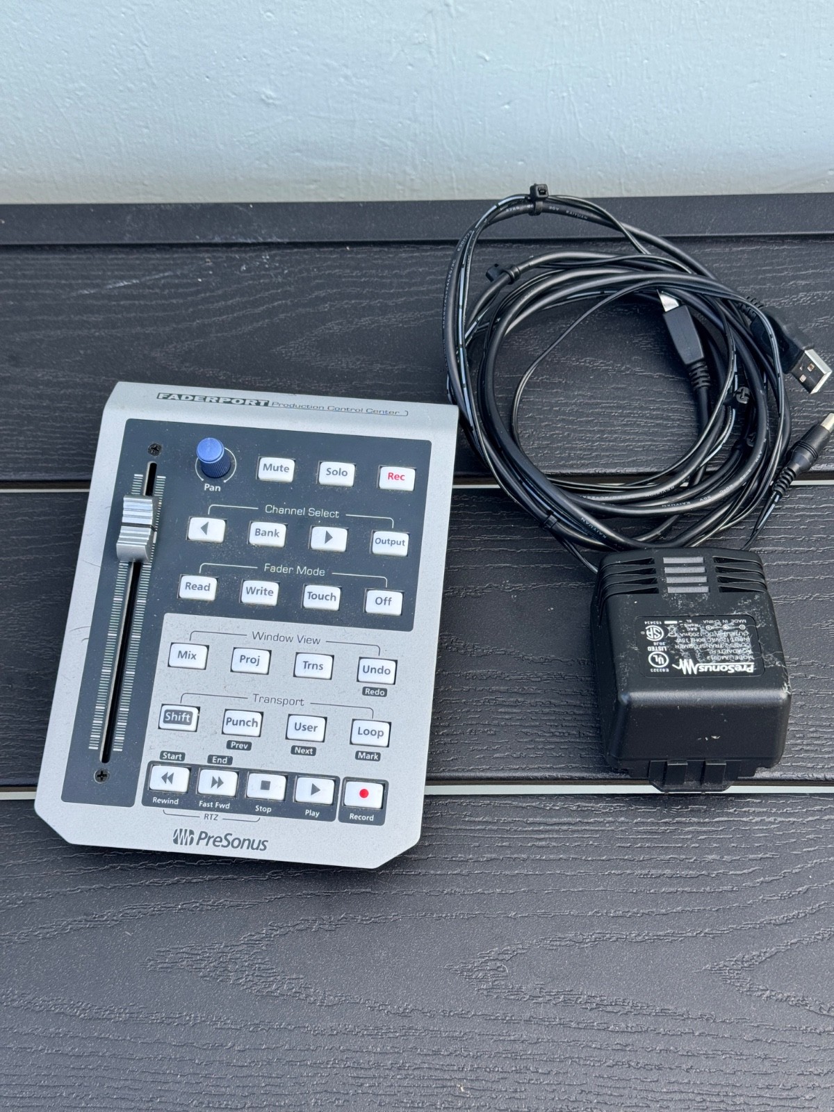PreSonus Faderport Production Control Center with power adapter USB