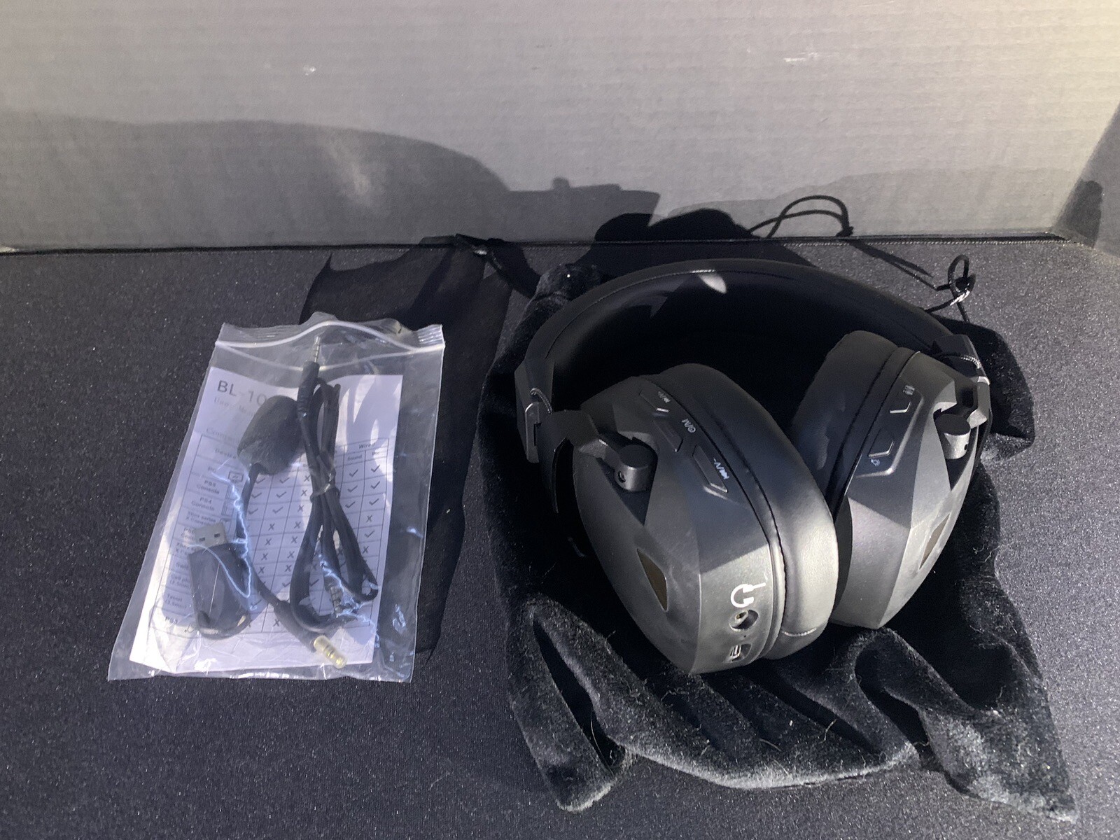 BL100 Pro Wireless Gaming Headset Bluetooth/2.4hz - Please Read