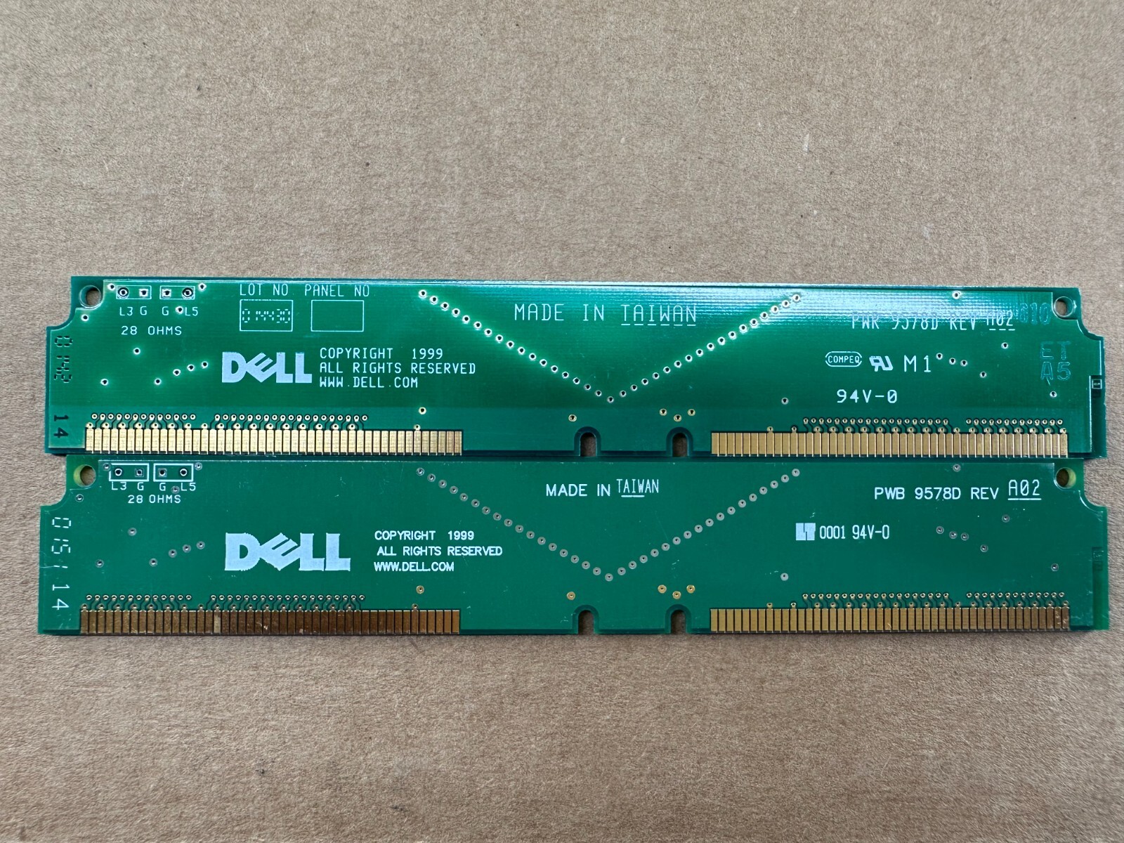 (1pcs) Dell Precision 340 PWR 9578D Rev A02 Desktop Memory Filler